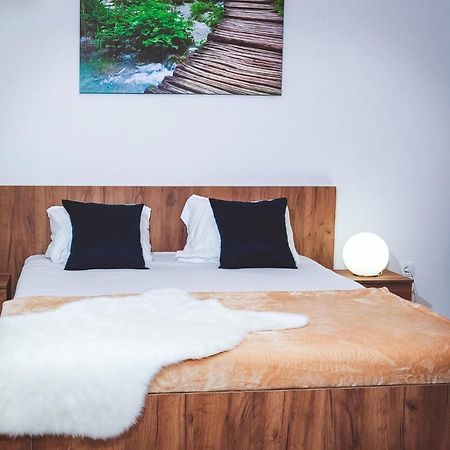 Studio Apartment In Center With Panoramic Old Town View Prizren Exterior photo