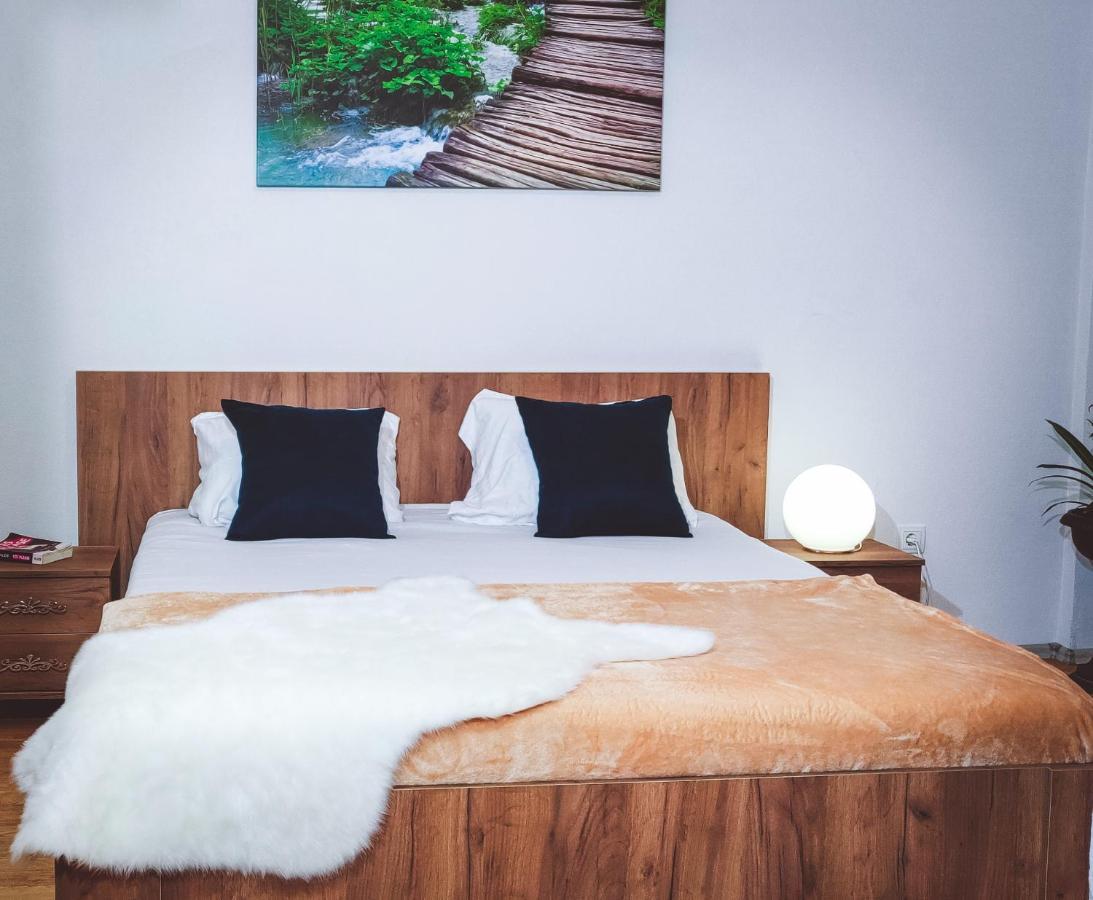 Studio Apartment In Center With Panoramic Old Town View Prizren Exterior photo